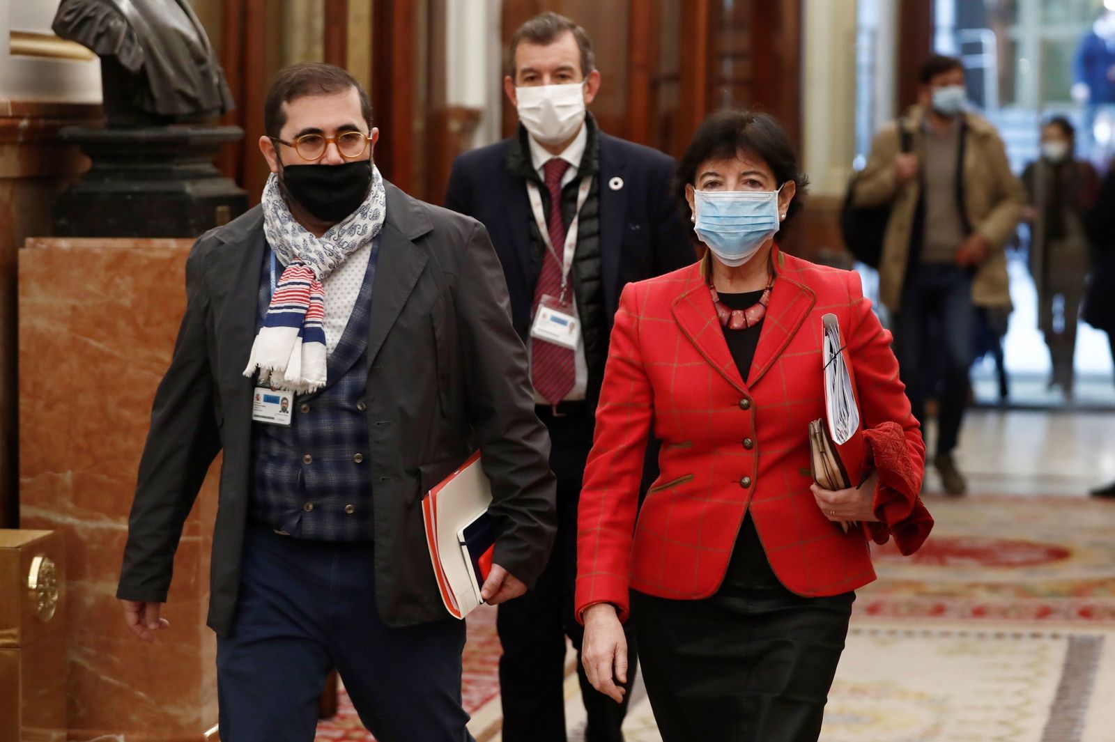 La ministra de Educación, Isabel Celaá , a su llegada al Congreso  para debatir los puntos más polémicos sobre la ley de educación