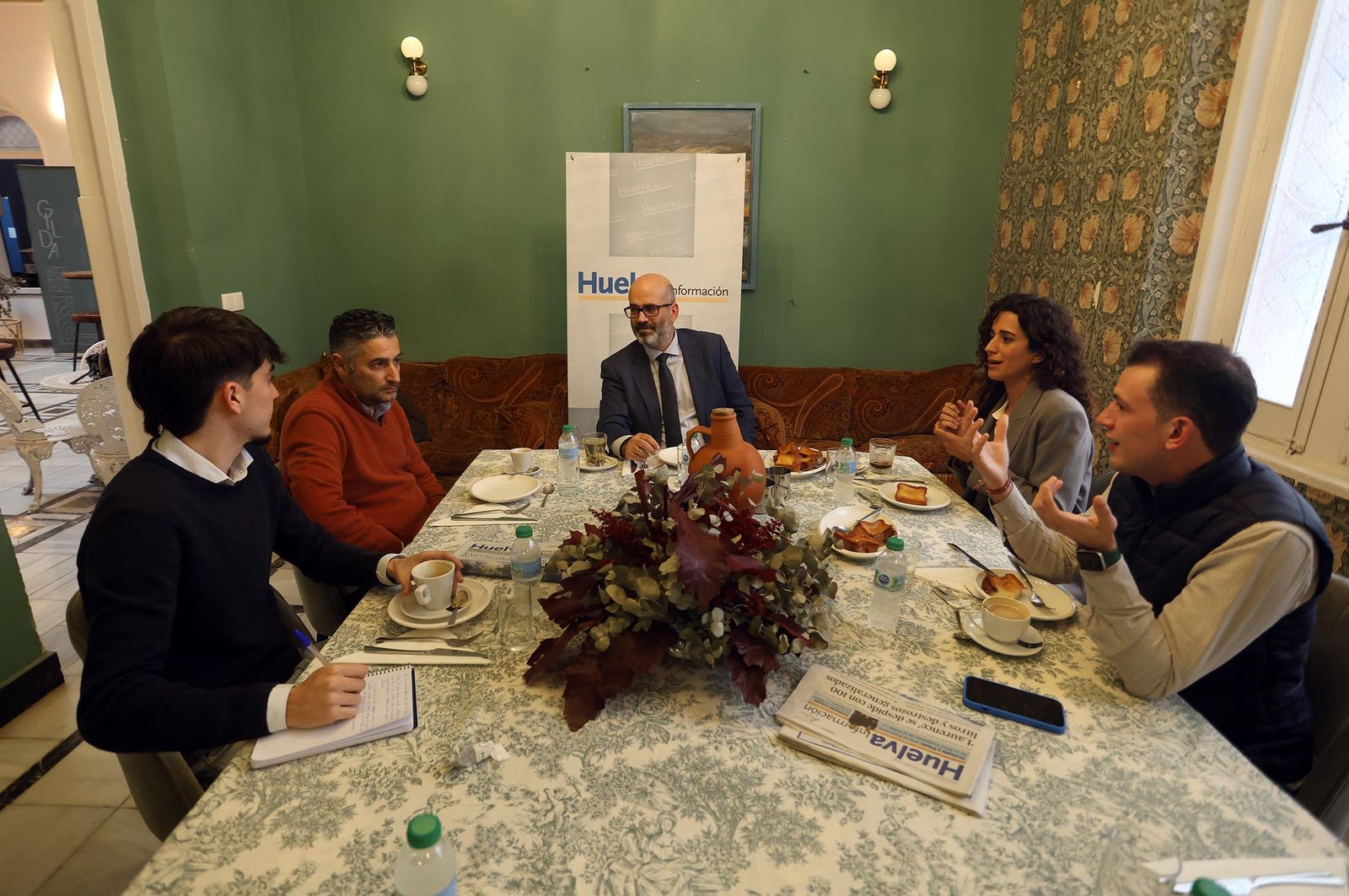 Imágenes de la Tertulia Cofrade 'El Aguaó' de Huelva Información