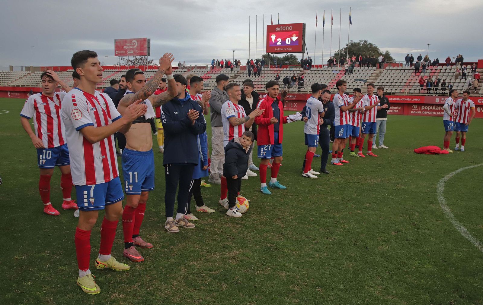 Las mejores fotos del Algeciras - Betis Deportivo de Primera Federación