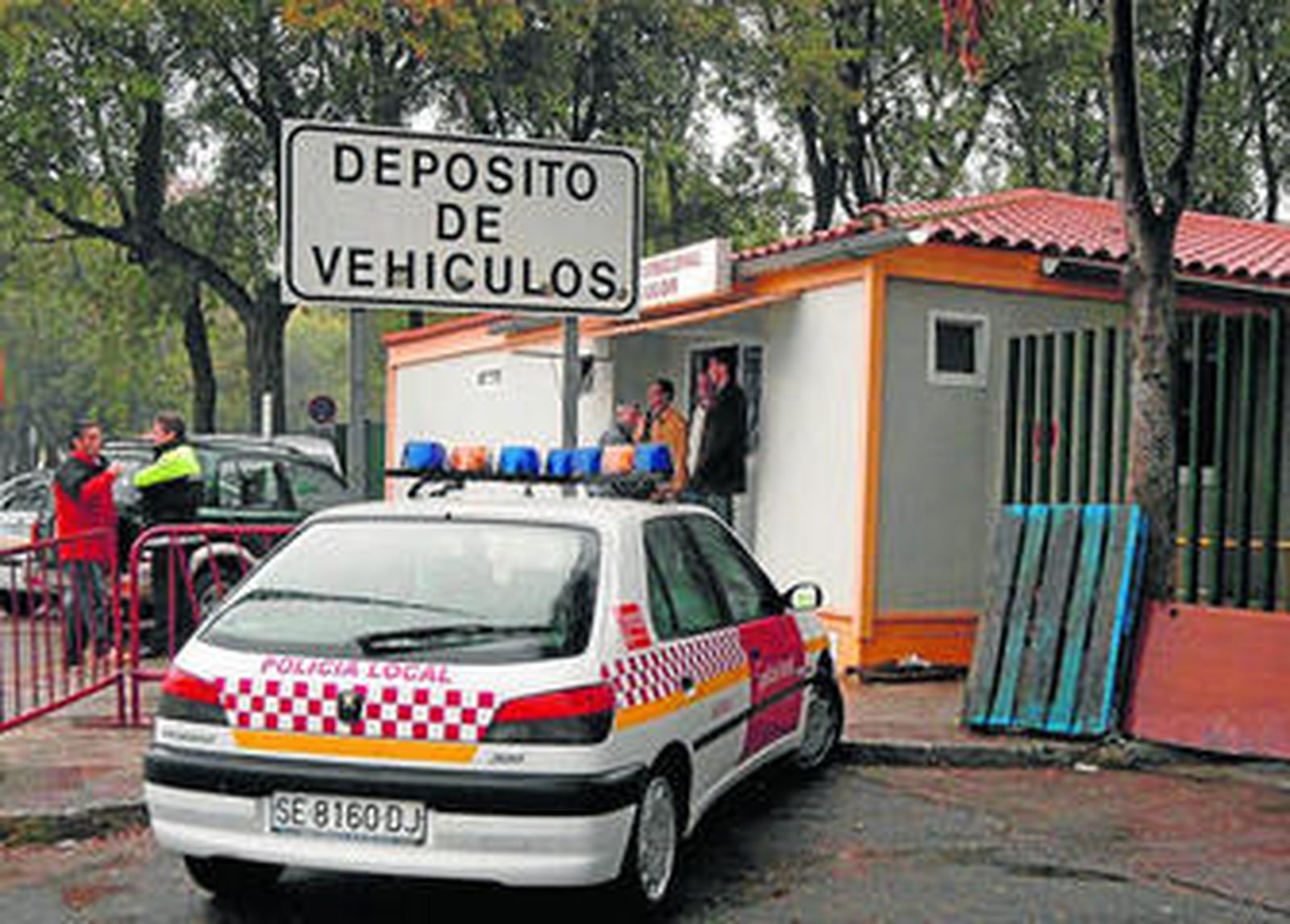El depósito municipal de vehículos, donde acaban los vehículos retirados por la grúa.