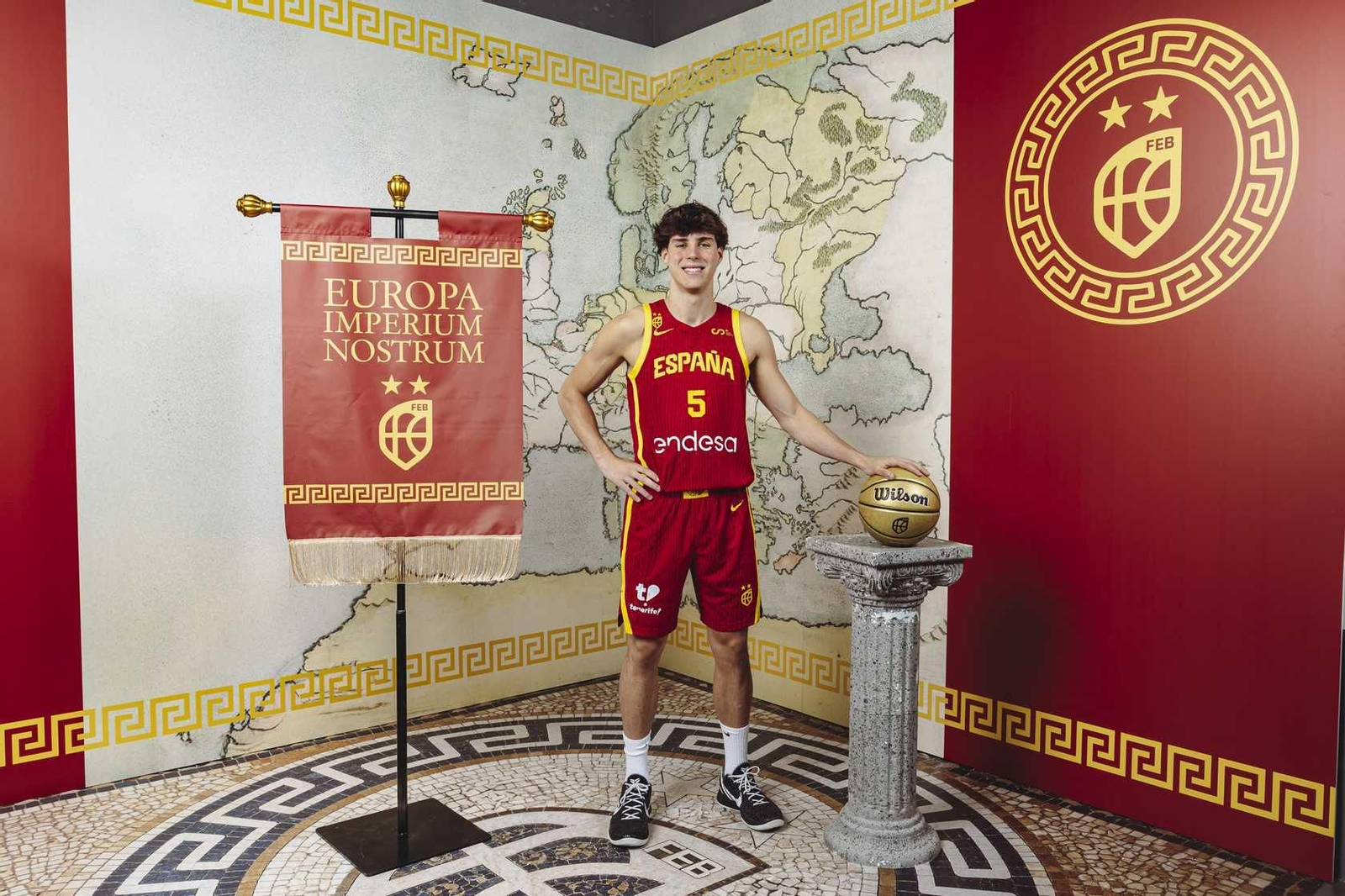 La sesión de fotos oficial de Alberto Díaz y Mario Saint-Supéry con España