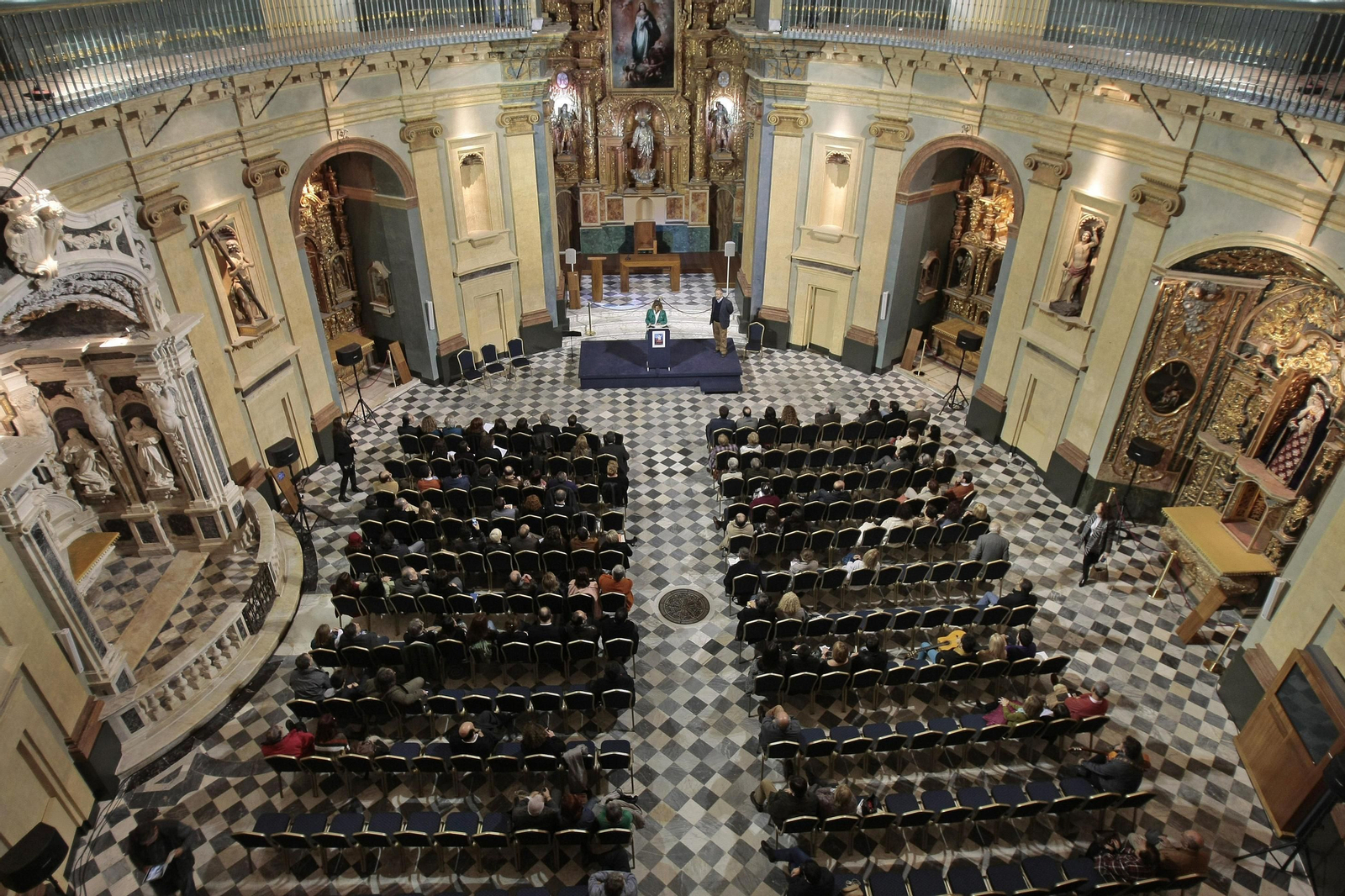 Imágenes de cómo se salvo el Oratorio de San Felipe Neri de la ruina