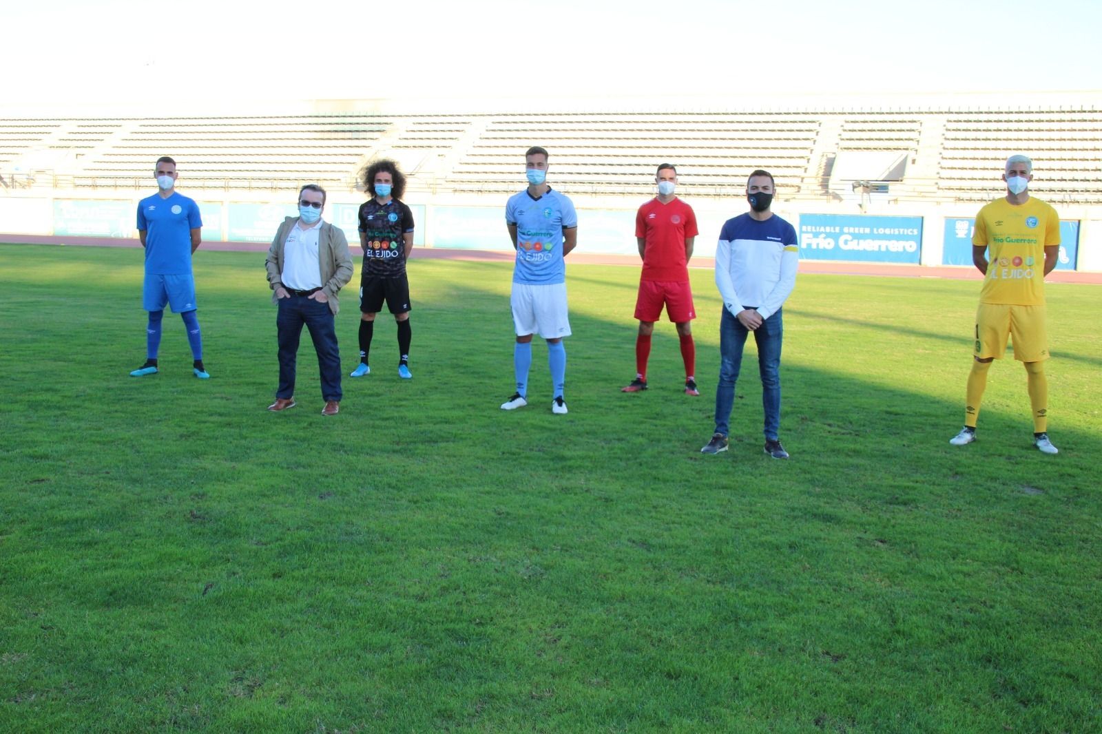 Presentación de las equipaciones.