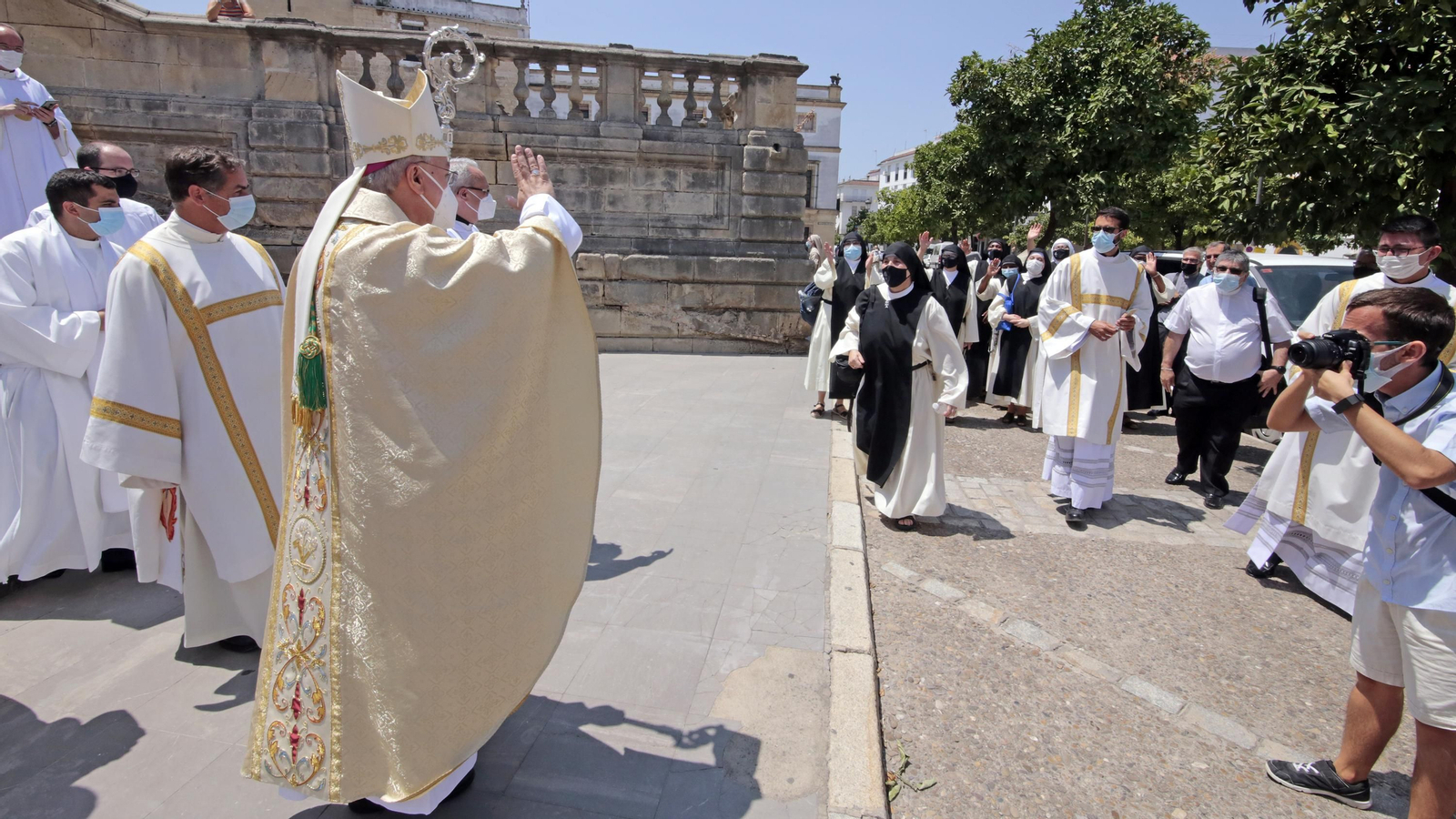 Imágenes de la toma de posesión del obispo de Asidonia Jerez