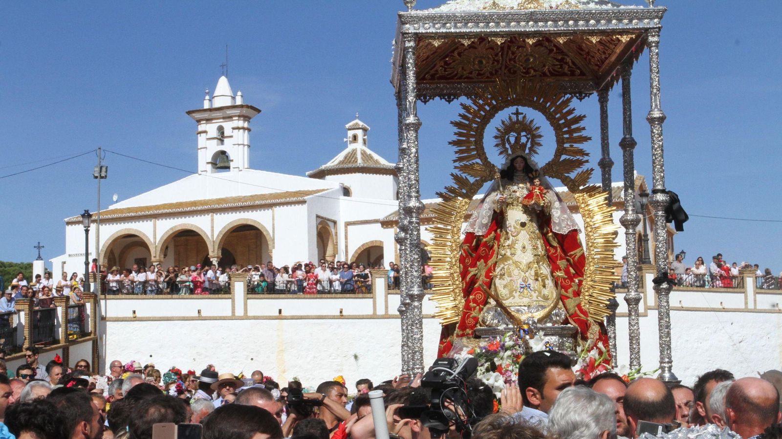 Procesión de la Virgen de Montemayor Procesión de la Virgen de Montemayor