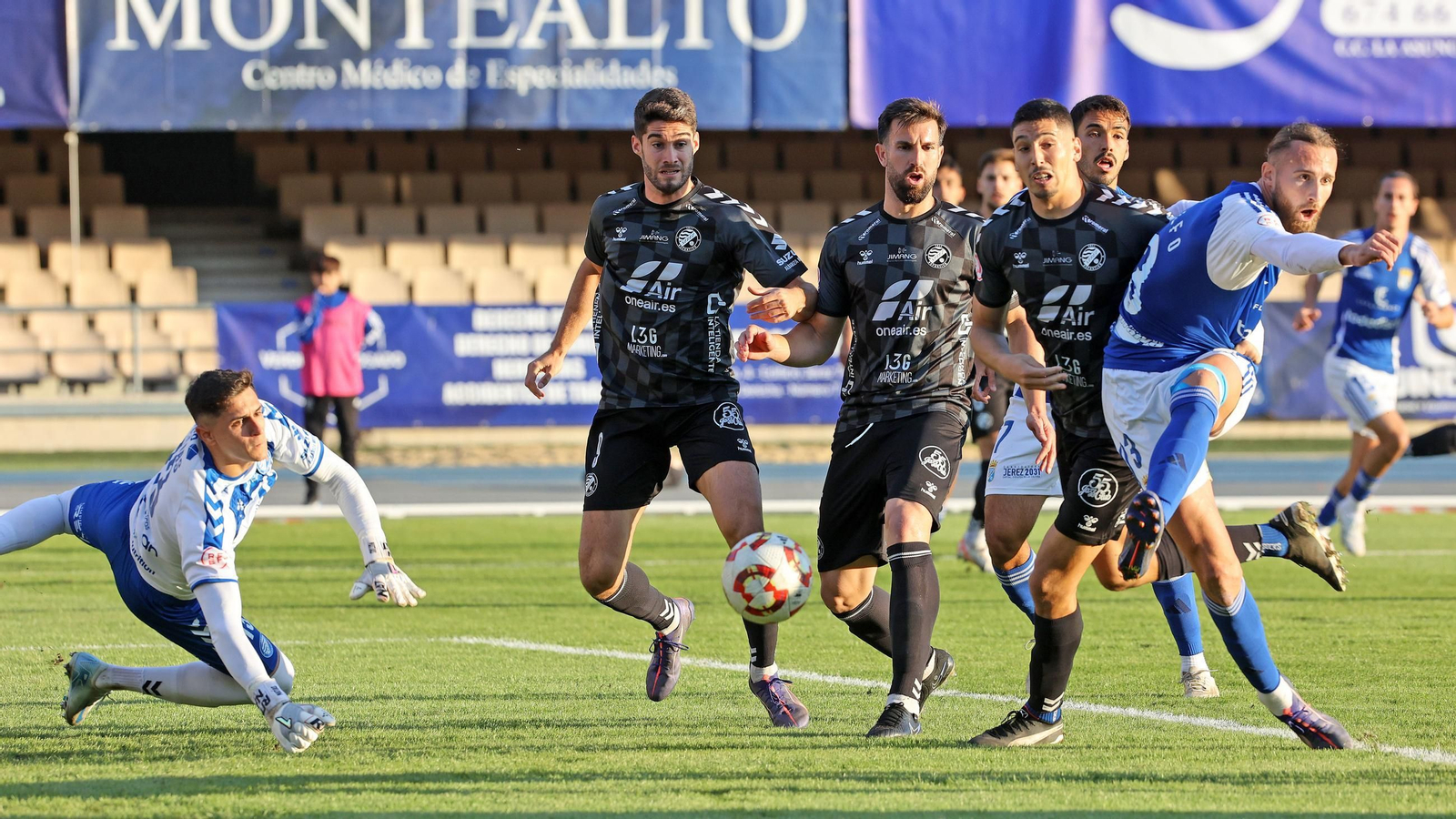 Imágenes del derbi entre Xerez CD y Xerez DFC en Chapín