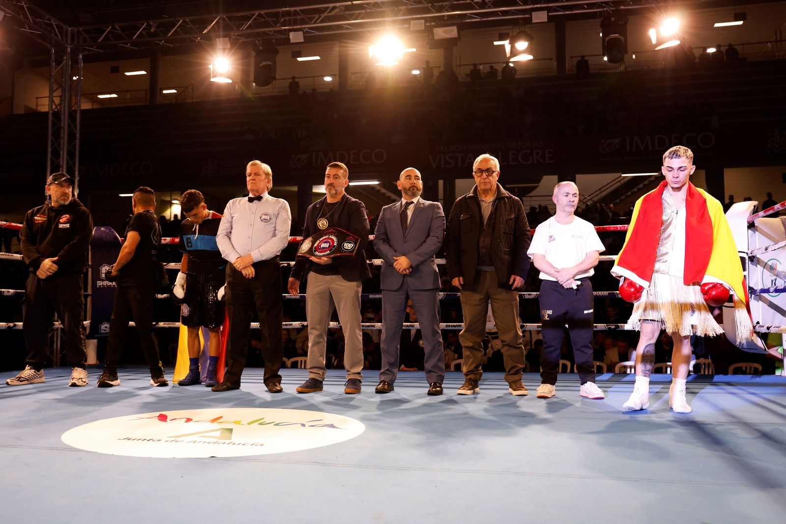 Las mejores fotos del debut profesional de Rafa Lozano Jr. ante Kervin Romero