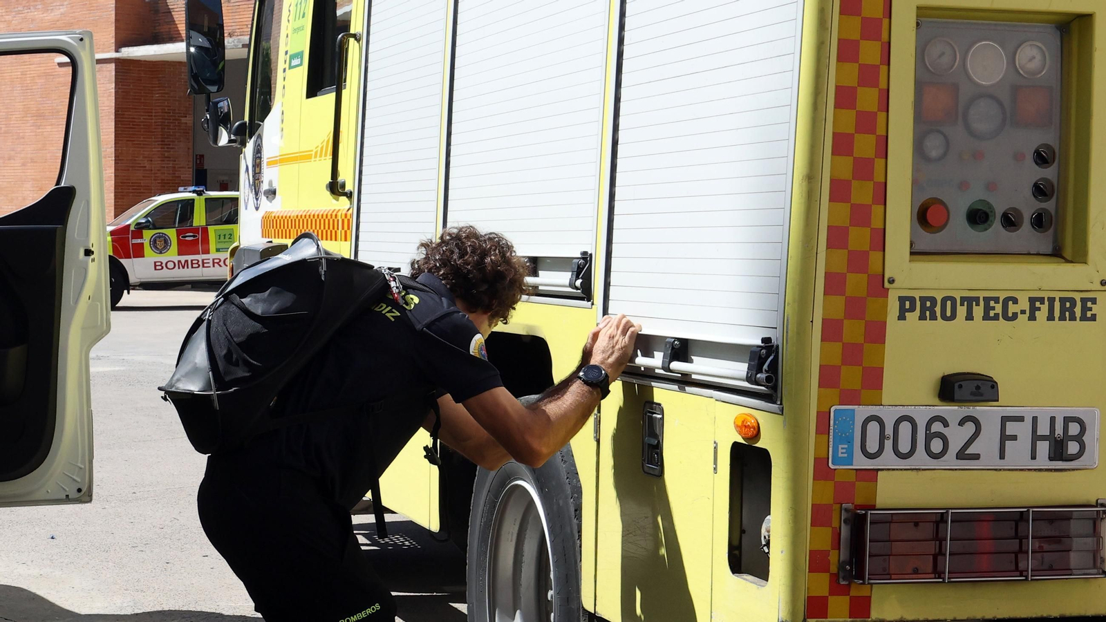 Bomberos de la provincia de Cádiz se trasladan a Orense para apoyar en la lucha contra los incendios