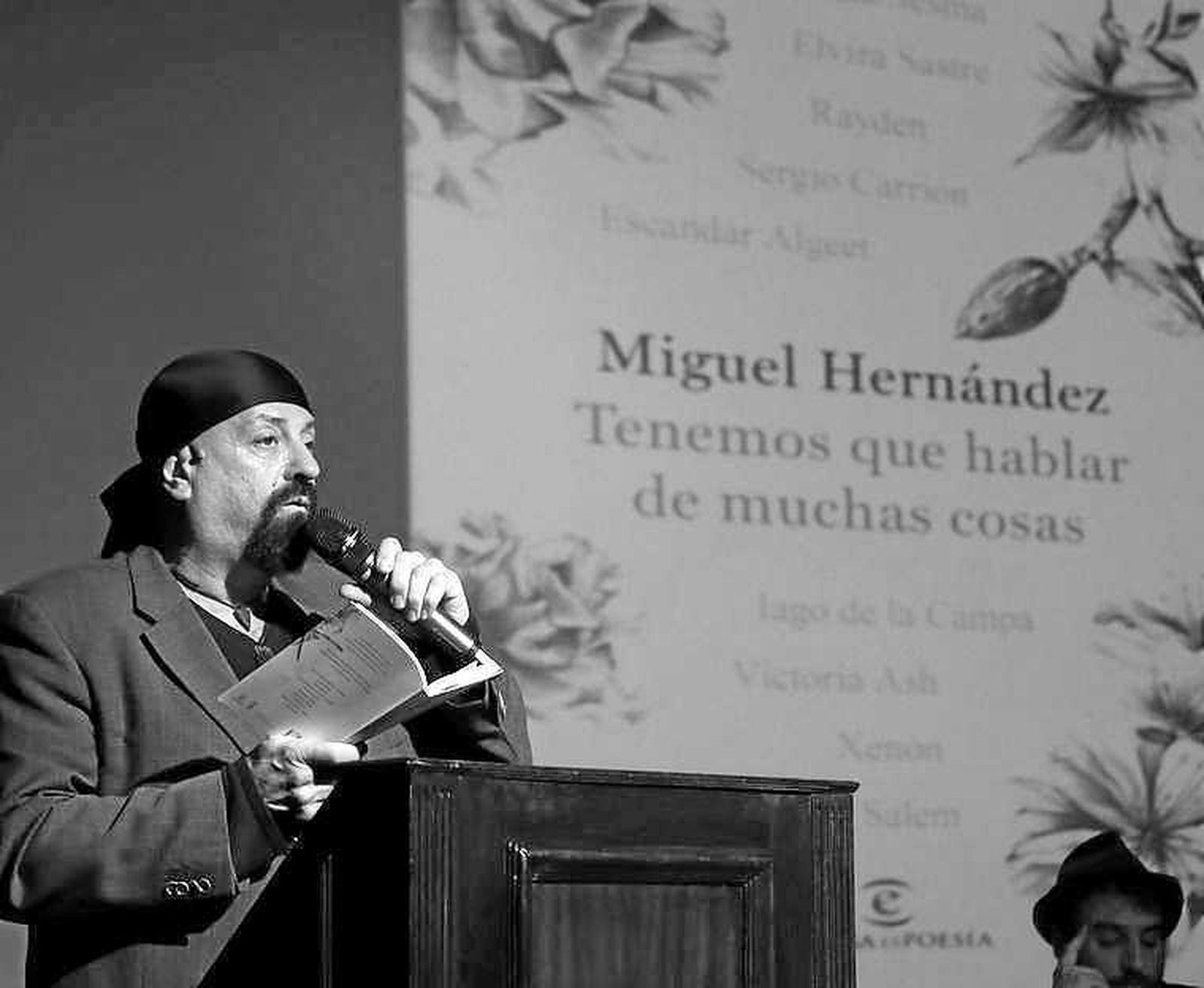 El poeta argentino Carlos Salem.