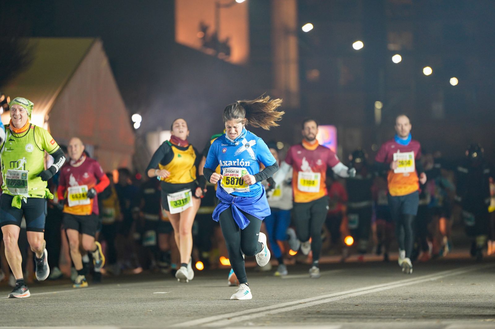 En imágenes: búscate en tu llegada a meta de la Carrera de San Antón 2026 (11)