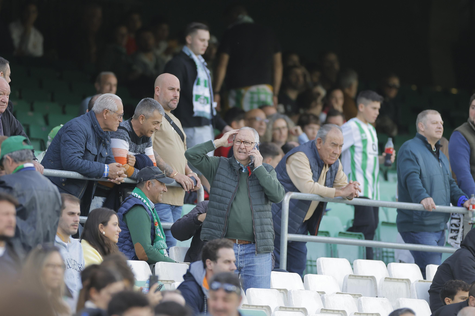 Búscate en las fotos del Betis-Real Madrid