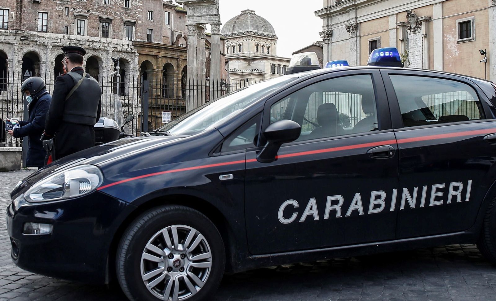 Un coche de la Policía italiana.