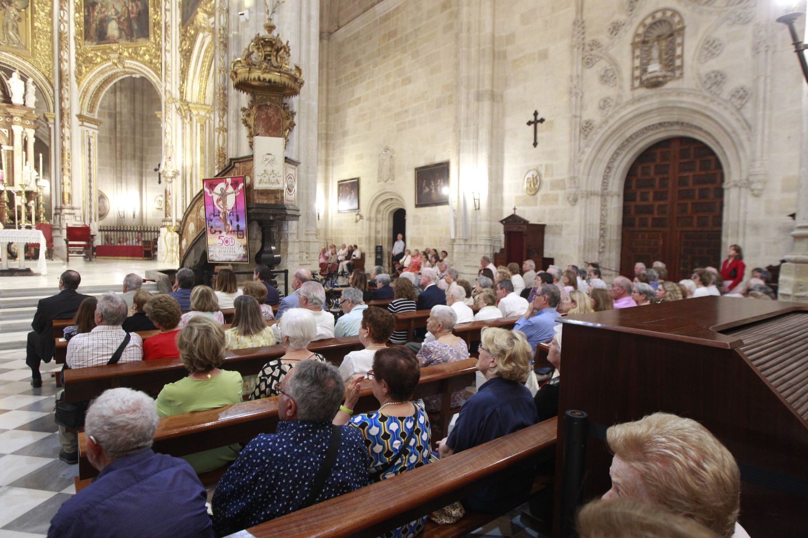 Imágenes de la misa flamenca en la Catedral de Almería