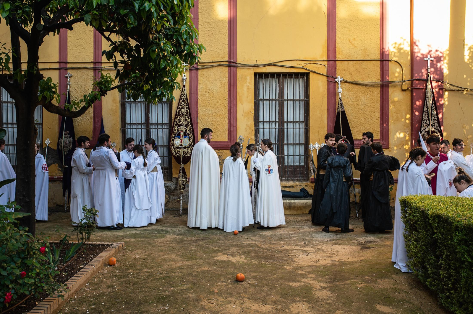 Las imágenes de la Hermandad del Santo Entierro en la Semana Santa de Sevilla 2024