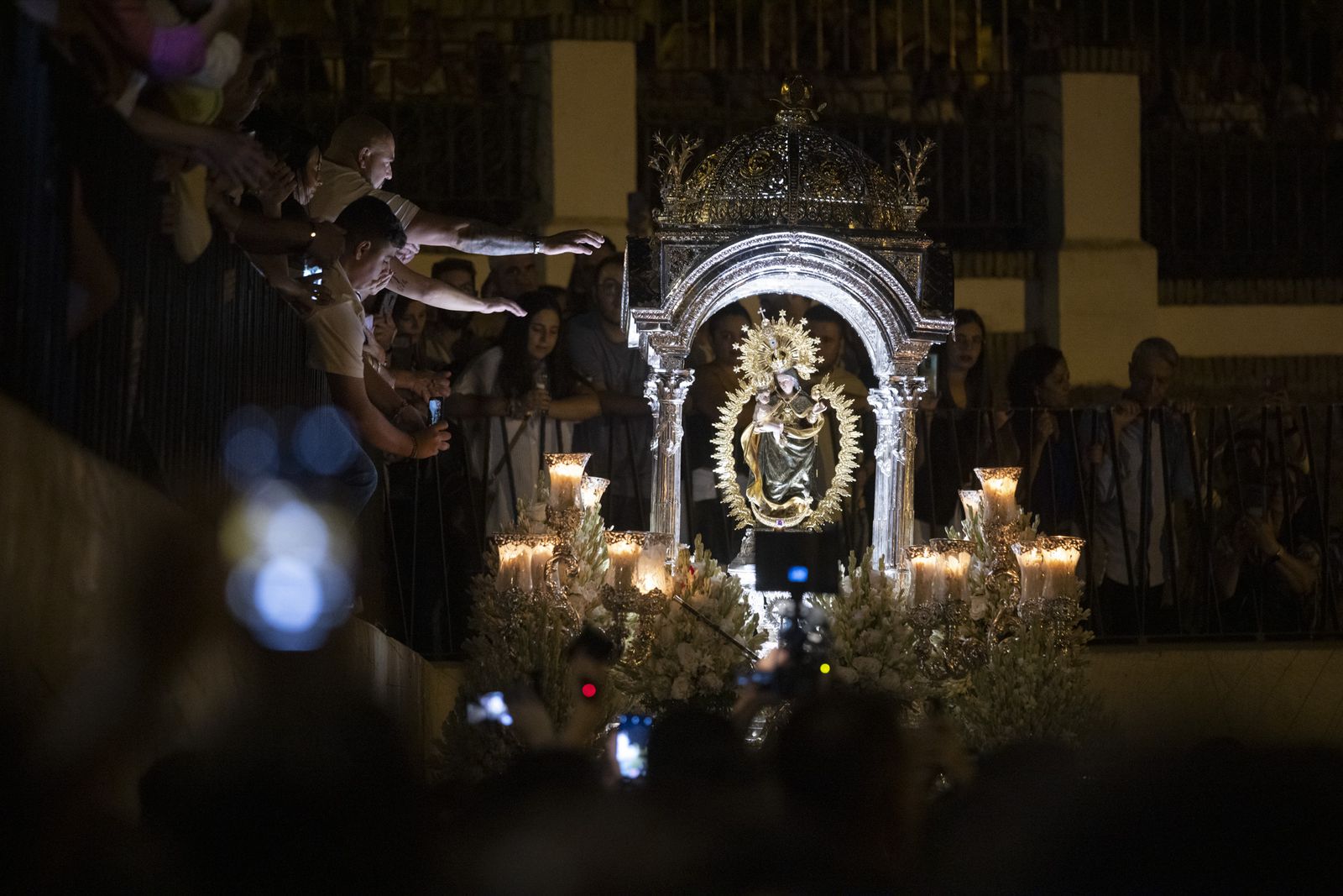 Imágenes de la recogida de la Virgen de la Cinta 2022