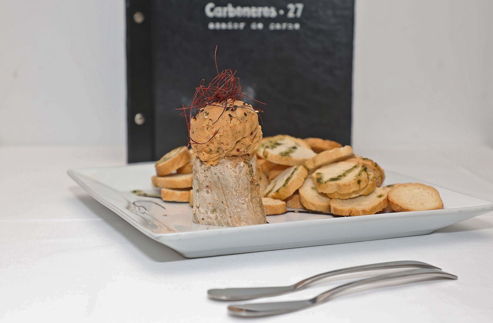 Imágenes de la tertulia de Cuaresma organizada por Europa Sur en La Línea