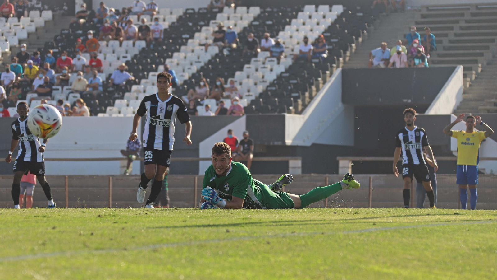 Las mejores fotos del Balona - Cádiz en La Línea