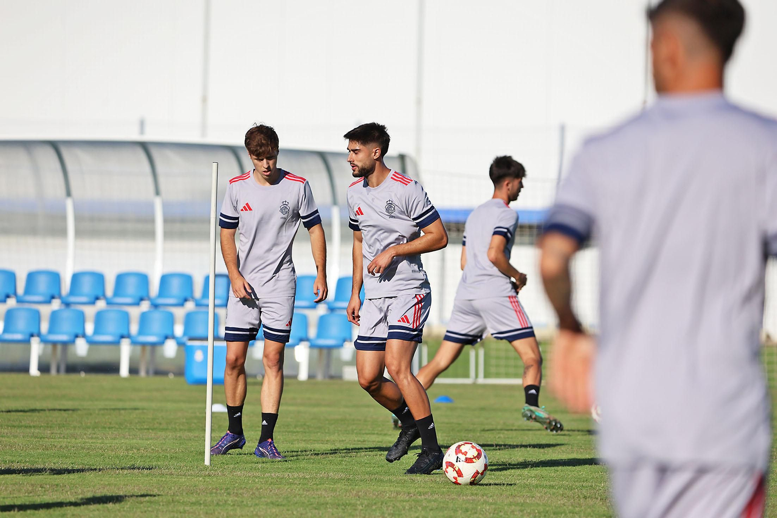 Las imágenes del primer entrenamiento del del Recreativo de Huelva