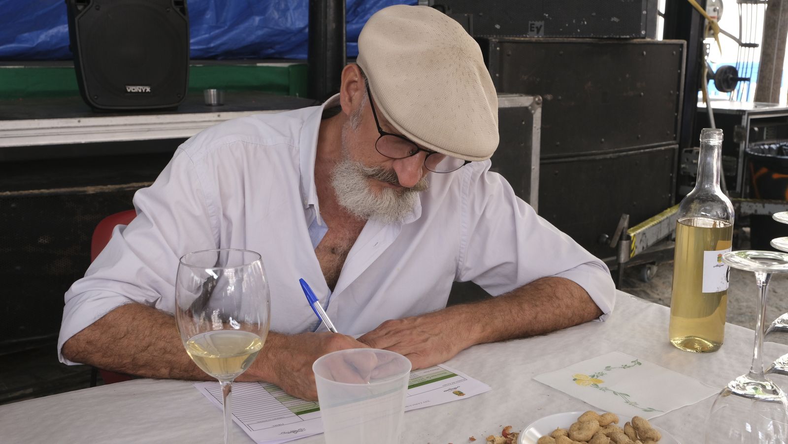 Imágenes del concurso de cata de vinos de las Fiestas de Abrucena 2022