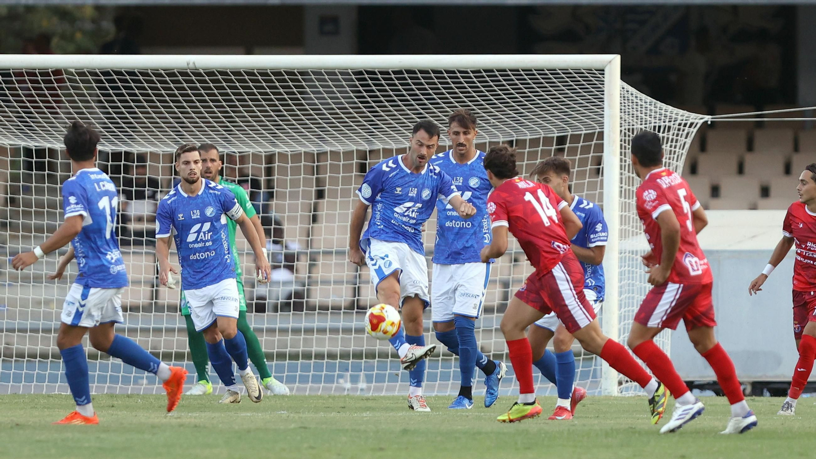 Imágenes del Xerez DFC y la Deportiva Minera en Chapín