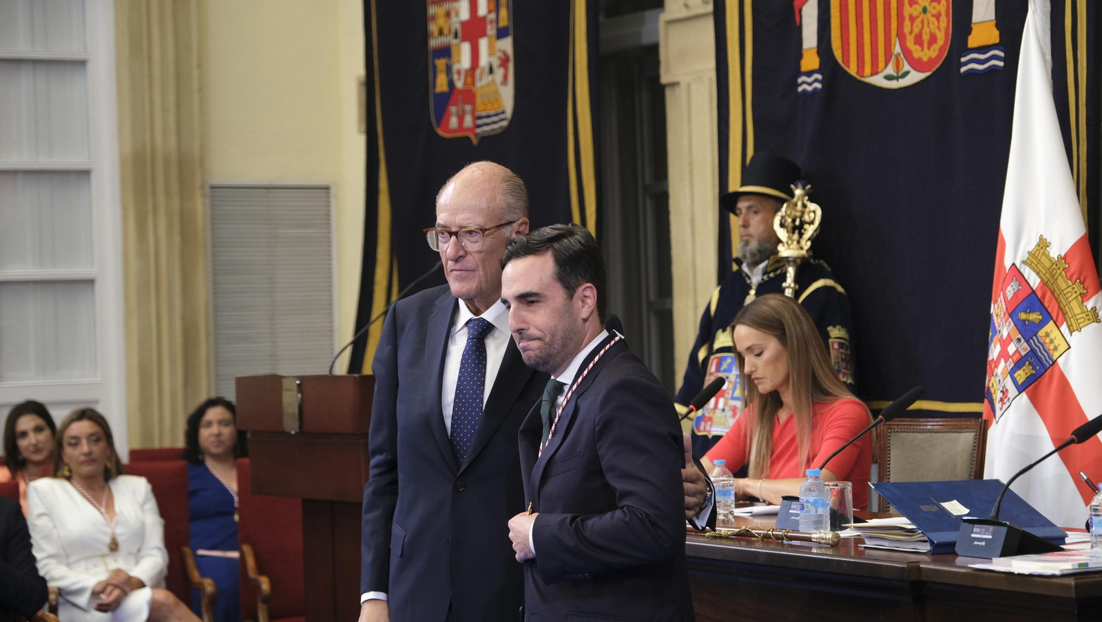 Imágenes del acto de constitución de la Diputación de Almería