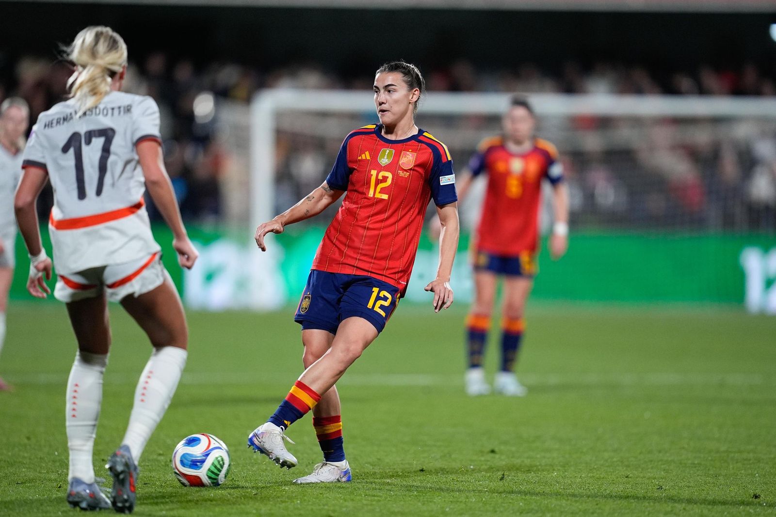 Las fotos del España-Islandia de fútbol femenino