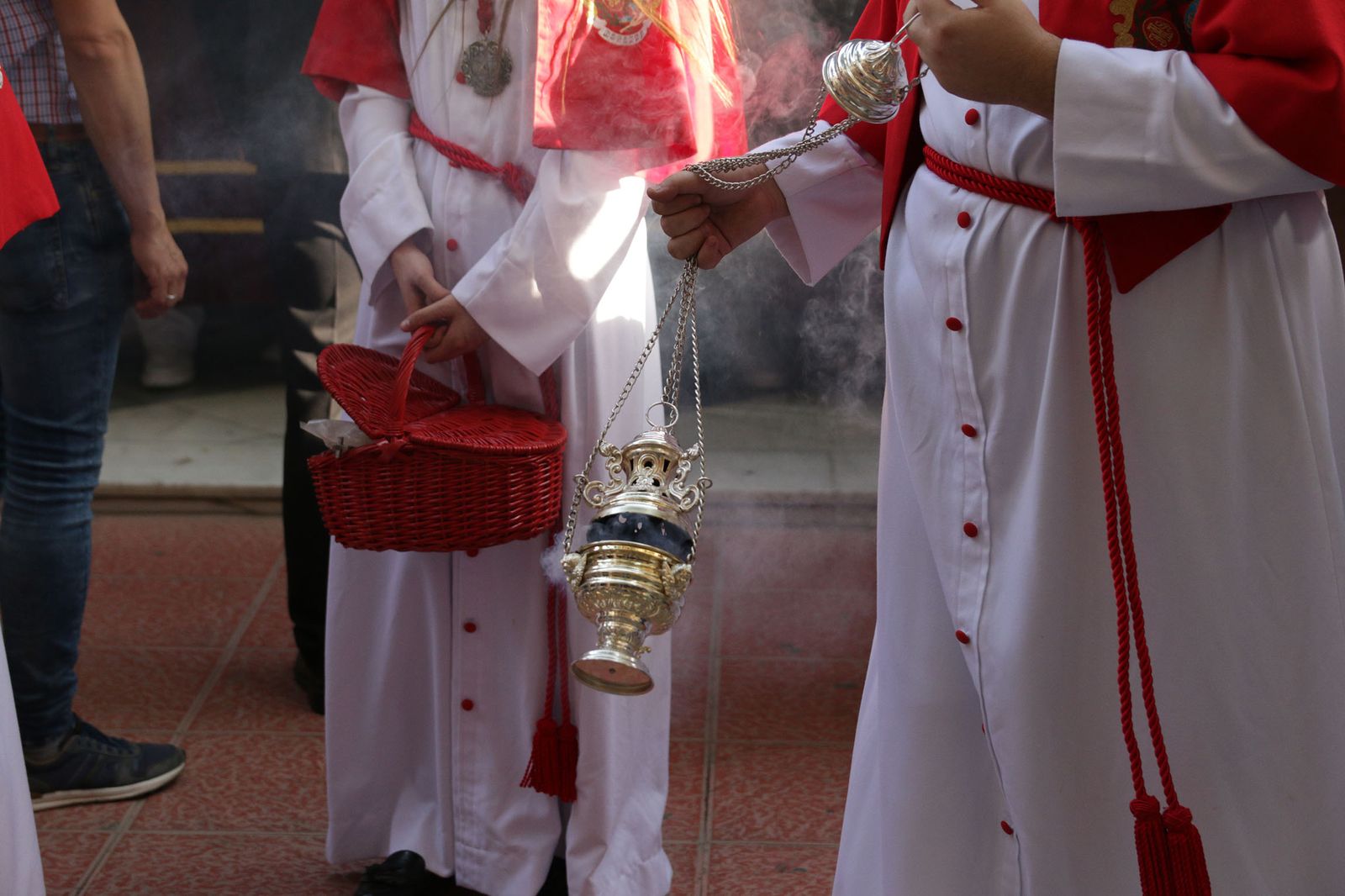 Imágenes de La Magna por las calles de Almería