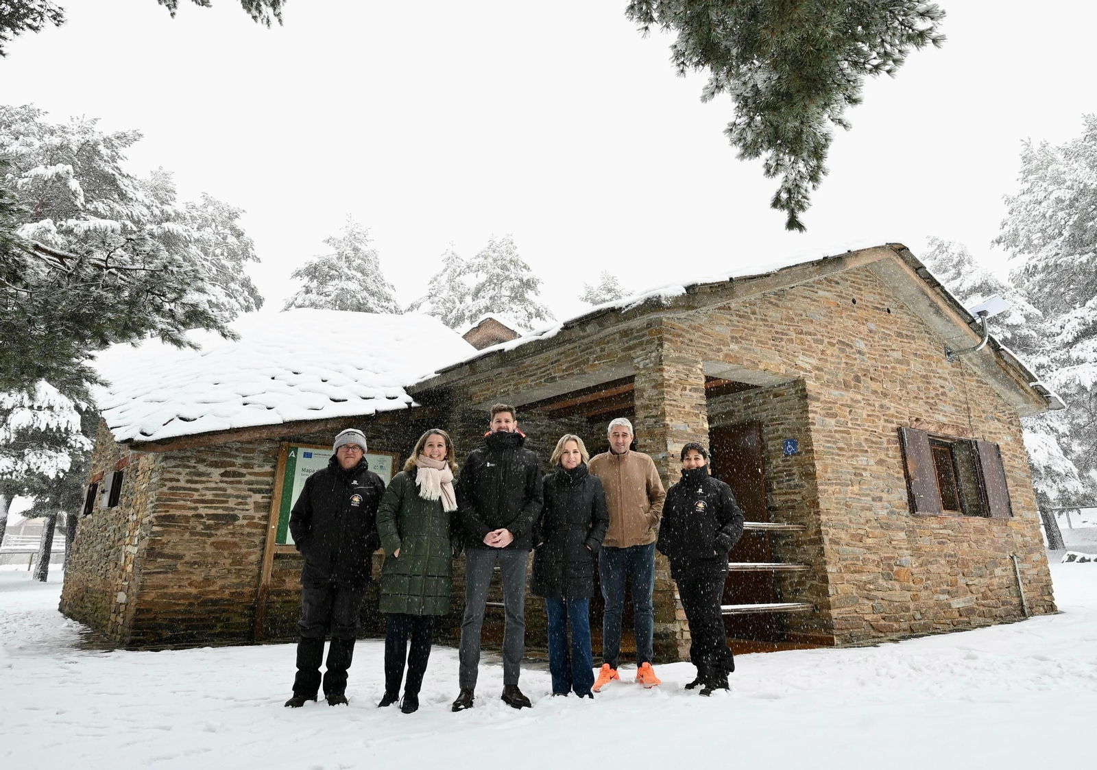 Inauguración del Punto de Información del Puerto de la Ragua por las diputaciones de Almería y Granada.