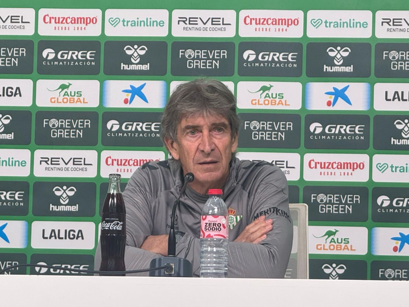 Pellegrini, en rueda de prensa.