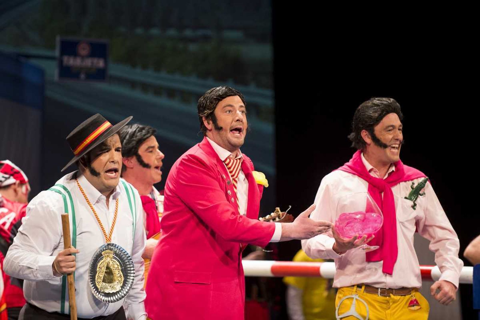 Las imágenes de la decimocuarta función clasificatoria