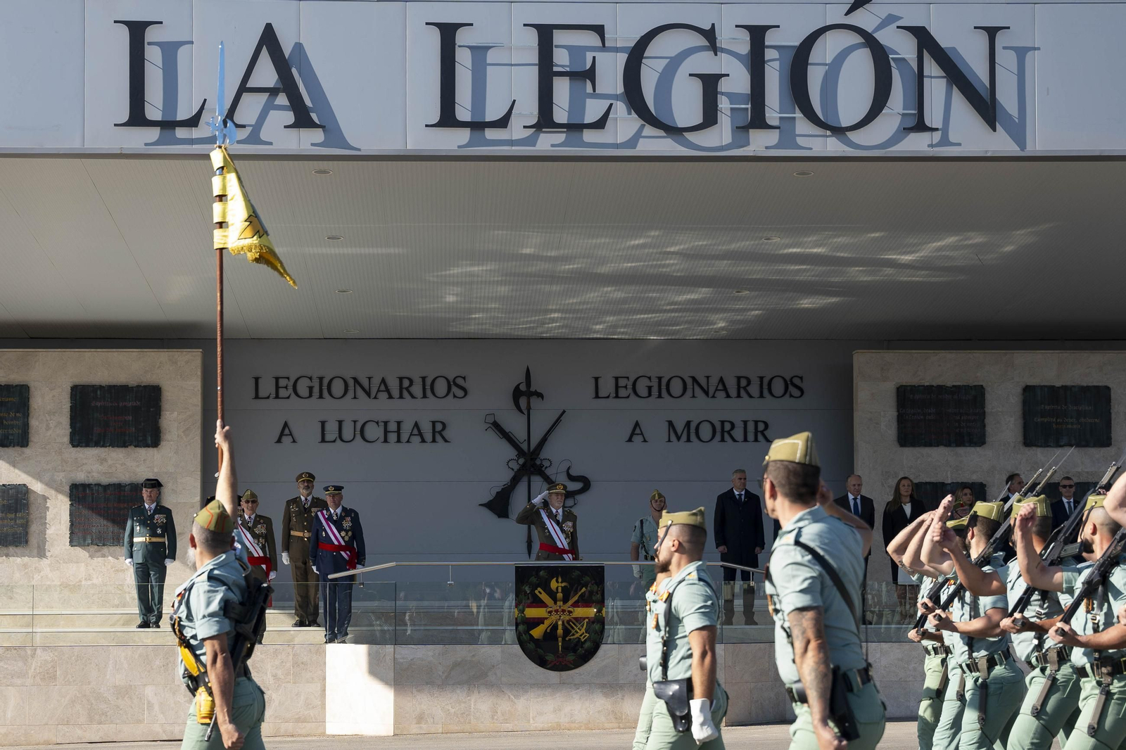 Así conmemora el día de la Inmaculada Concepción la Brigada de la Legión en Almería y despide al contingente que parte a Eslovaquia