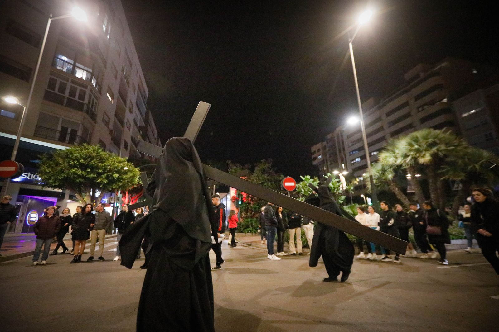 La procesión de La Caridad de Almería, en imágenes