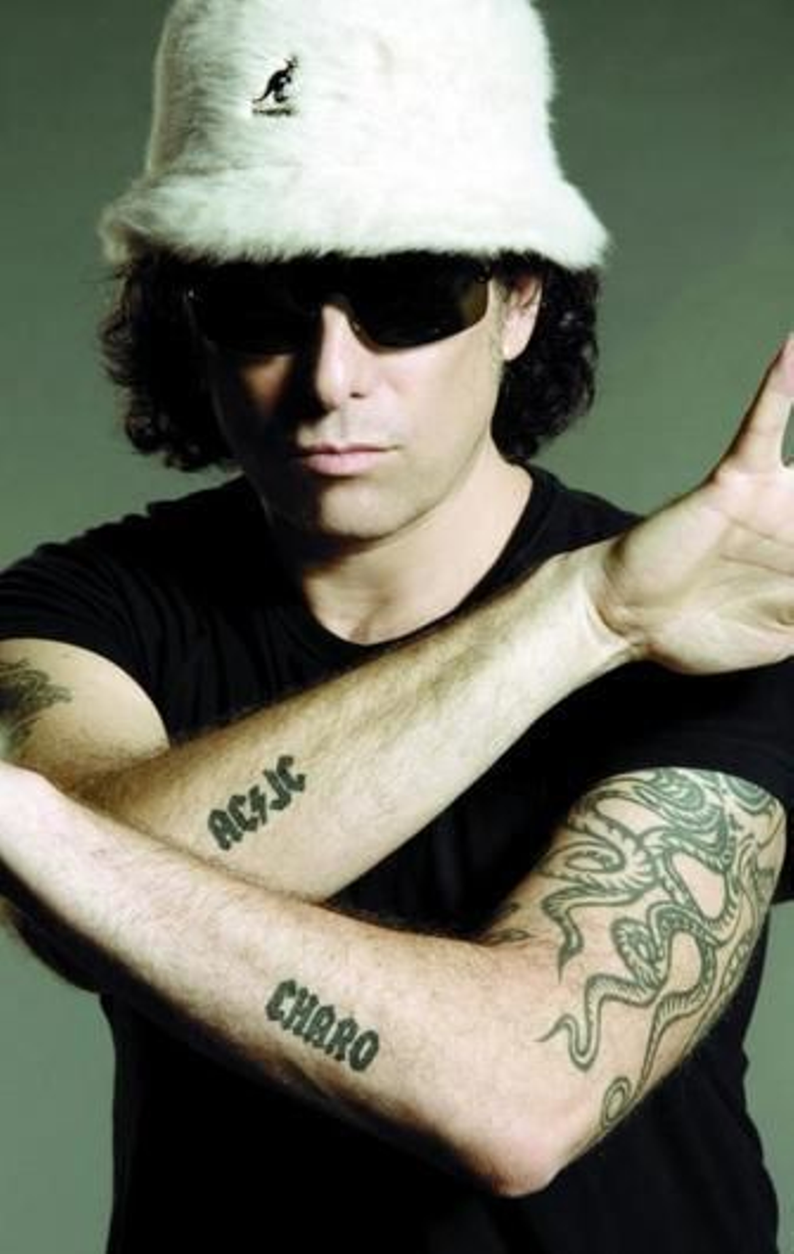El músico argentino Andrés Calamaro presenta esta noche en Armilla su álbum 'La lengua popular'.