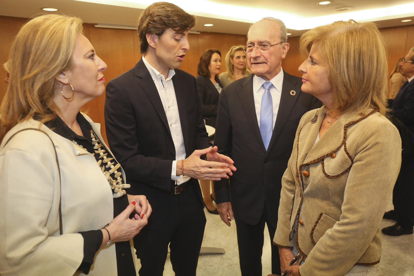 Foro Joly con Elías Bendodo