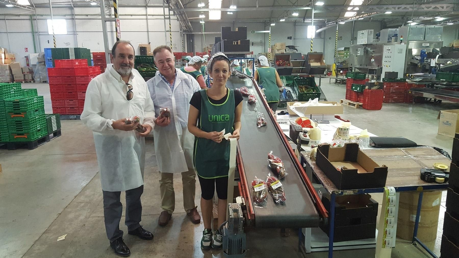 El delegado José Manuel Ortiz con José Martínez Portero, presidente de Casur.