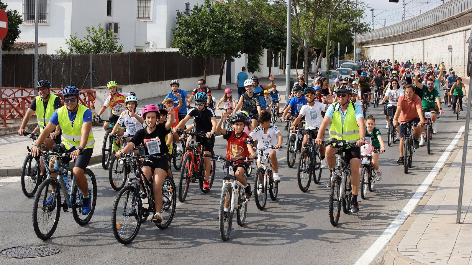 Búscate en el Día de la Bici Amistad por Jerez
