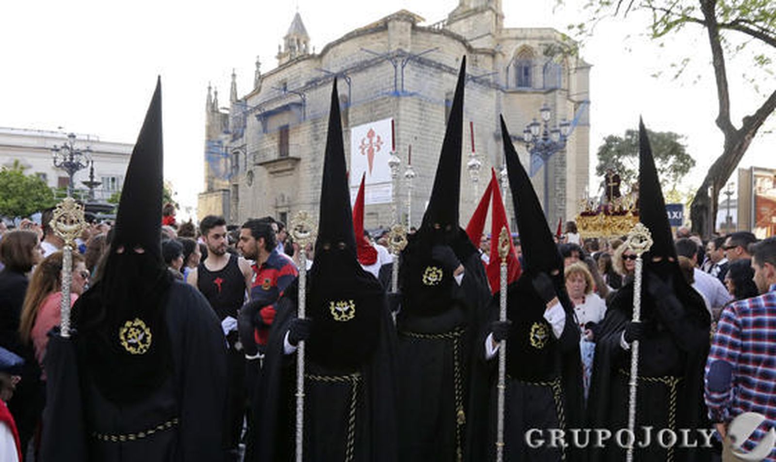 Foto: Pascual · Lobo· Aranda · Garcia y M. A. Gonzalez