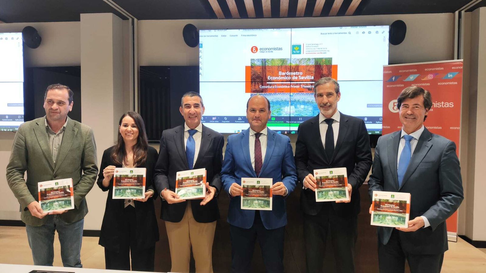 El acto contó también con la presencia del delegado territorial de Economía, Hacienda. Fondos Europeos, Industria, Energía y Minas, Antonio Ramírez; del presidente de la CES, Miguel Rus y del concejal de Ayuntamiento de Sevilla, Ignacio González.