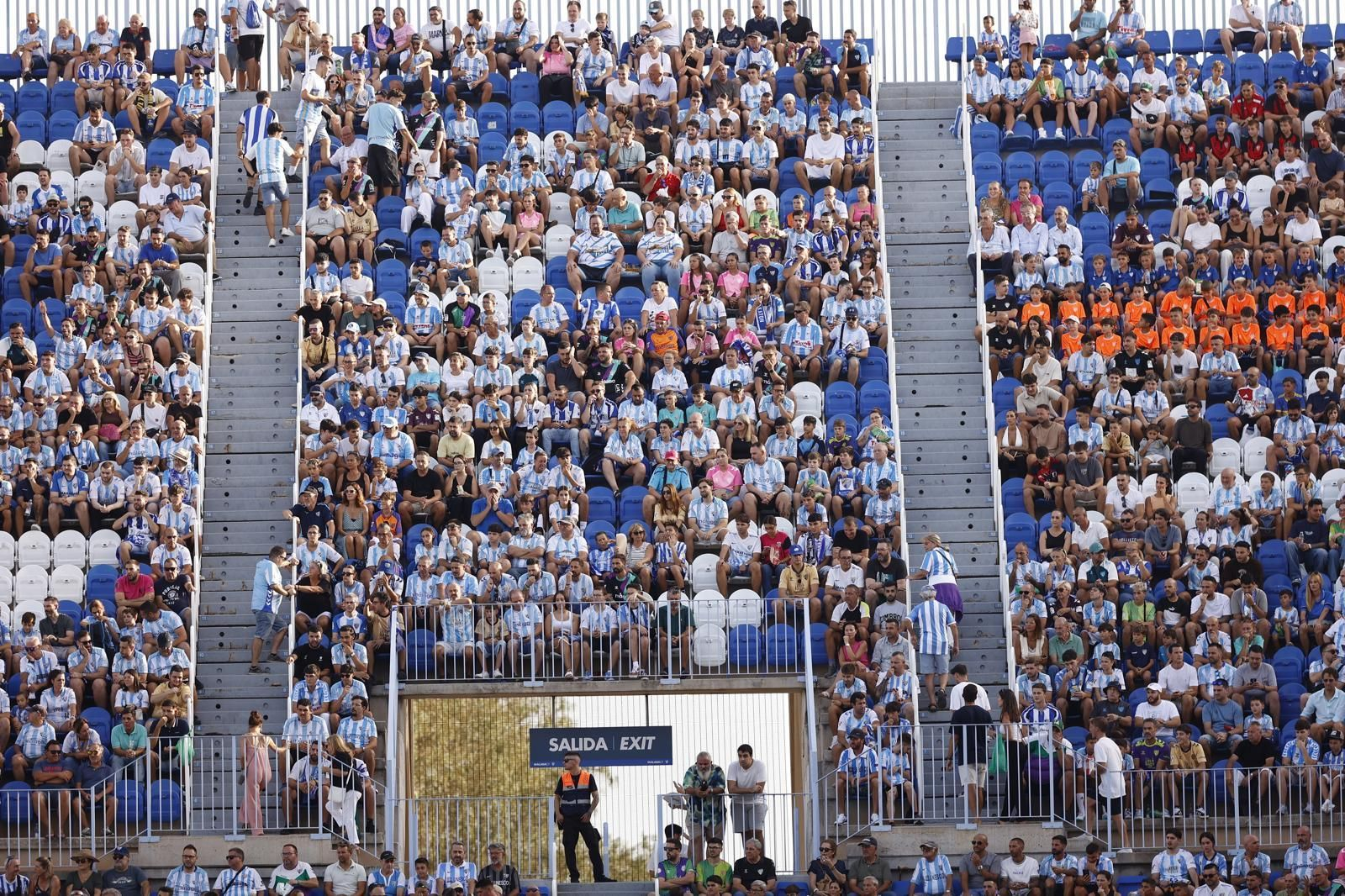 Búscate en las gradas de La Rosaleda durante el Málaga CF-Cádiz