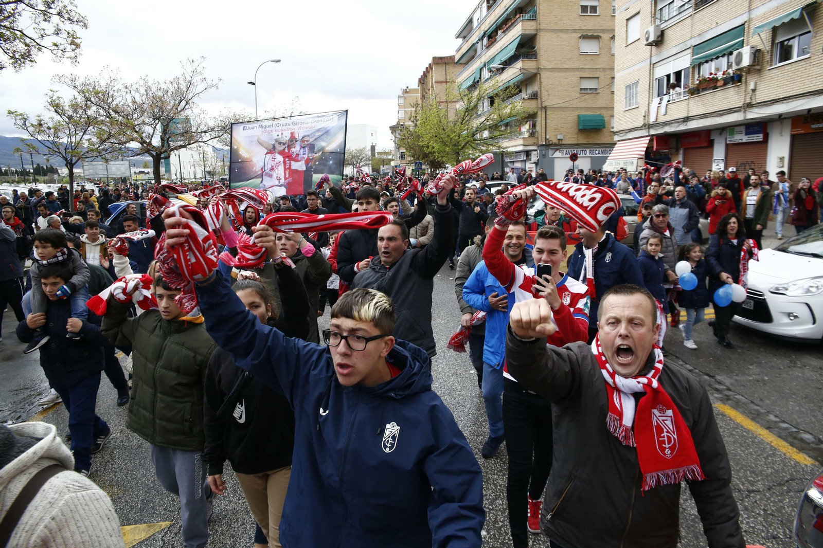 Las fotos de la afición malaguista en Granada