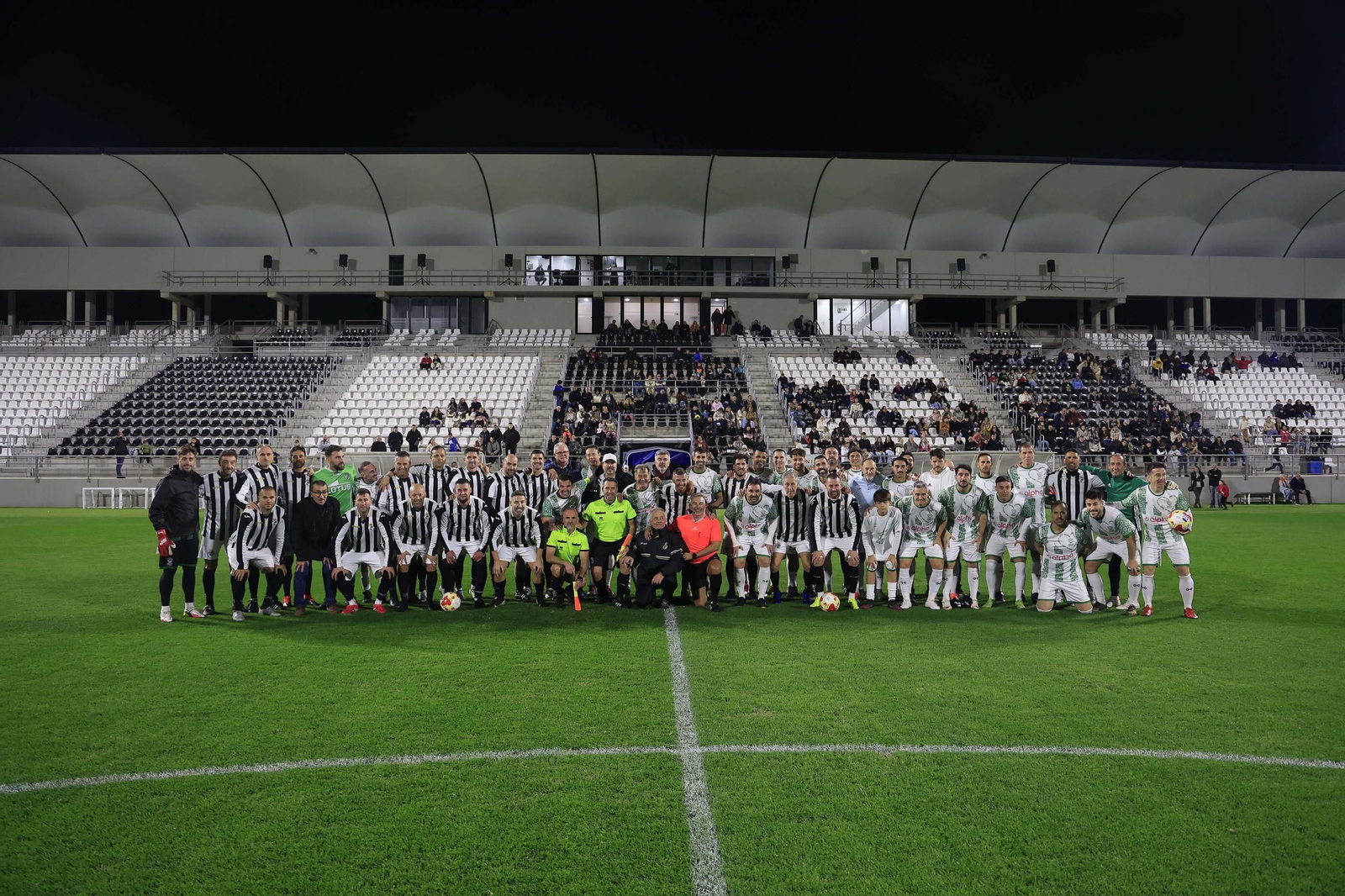Las fotos del homenaje al ex jugador de la Balona Edu Mena en La Línea