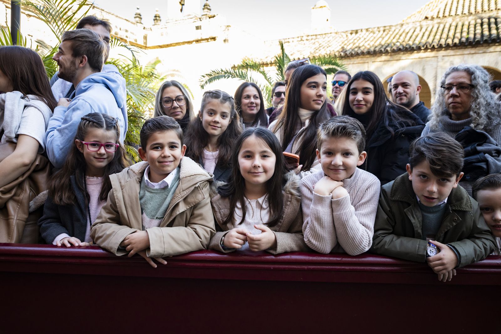 Los Reyes Magos son coronados un año más en el Alcázar de Jerez