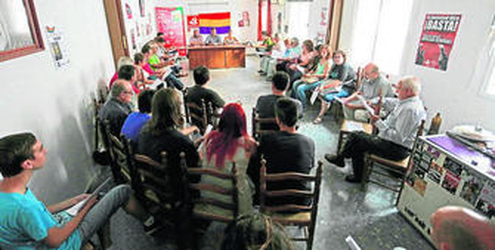 Un momento de la asamblea de Izquierda Unida celebrada en la tarde de ayer.