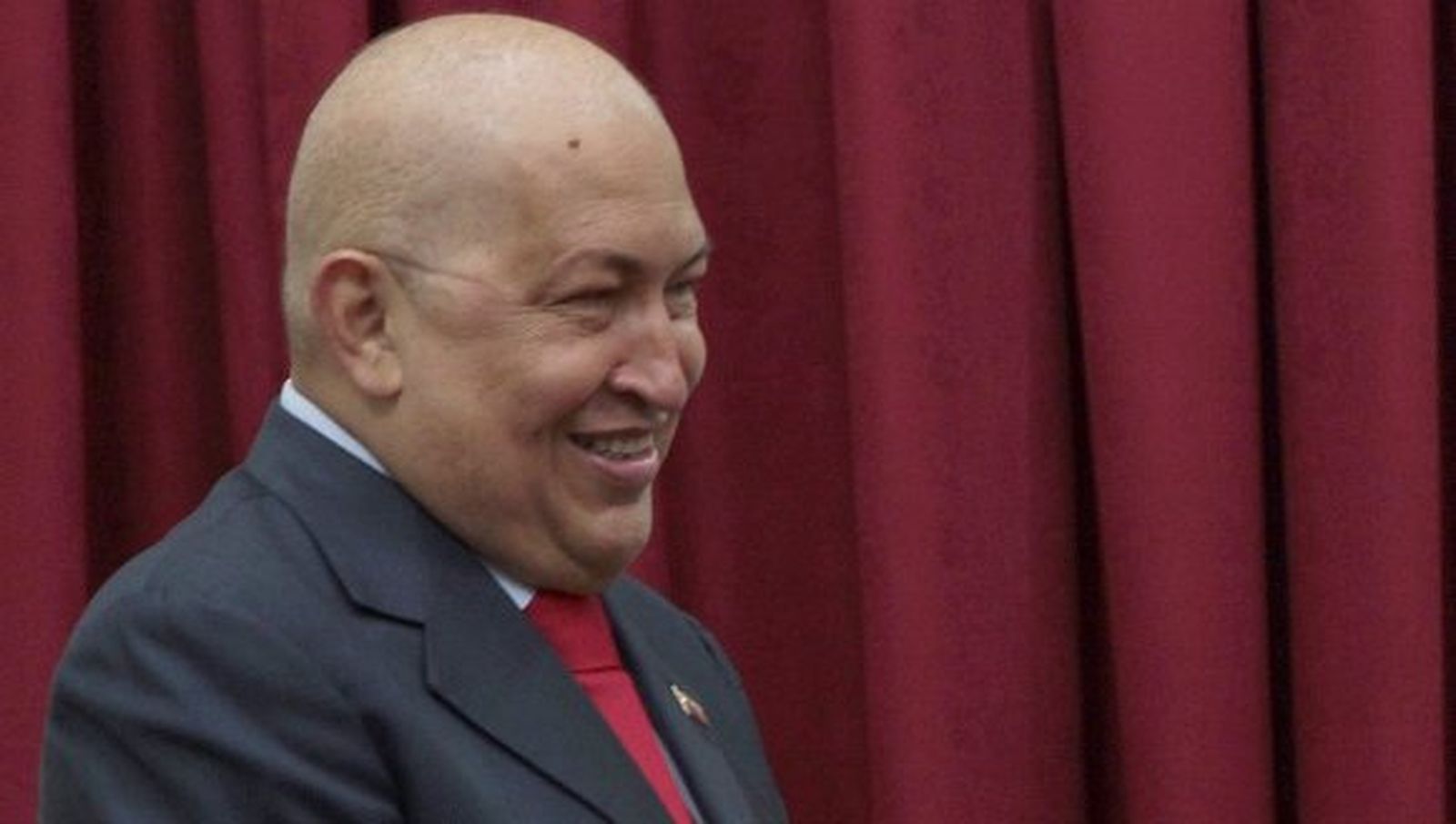 Chávez afirma que se encuentra "inmejorable"