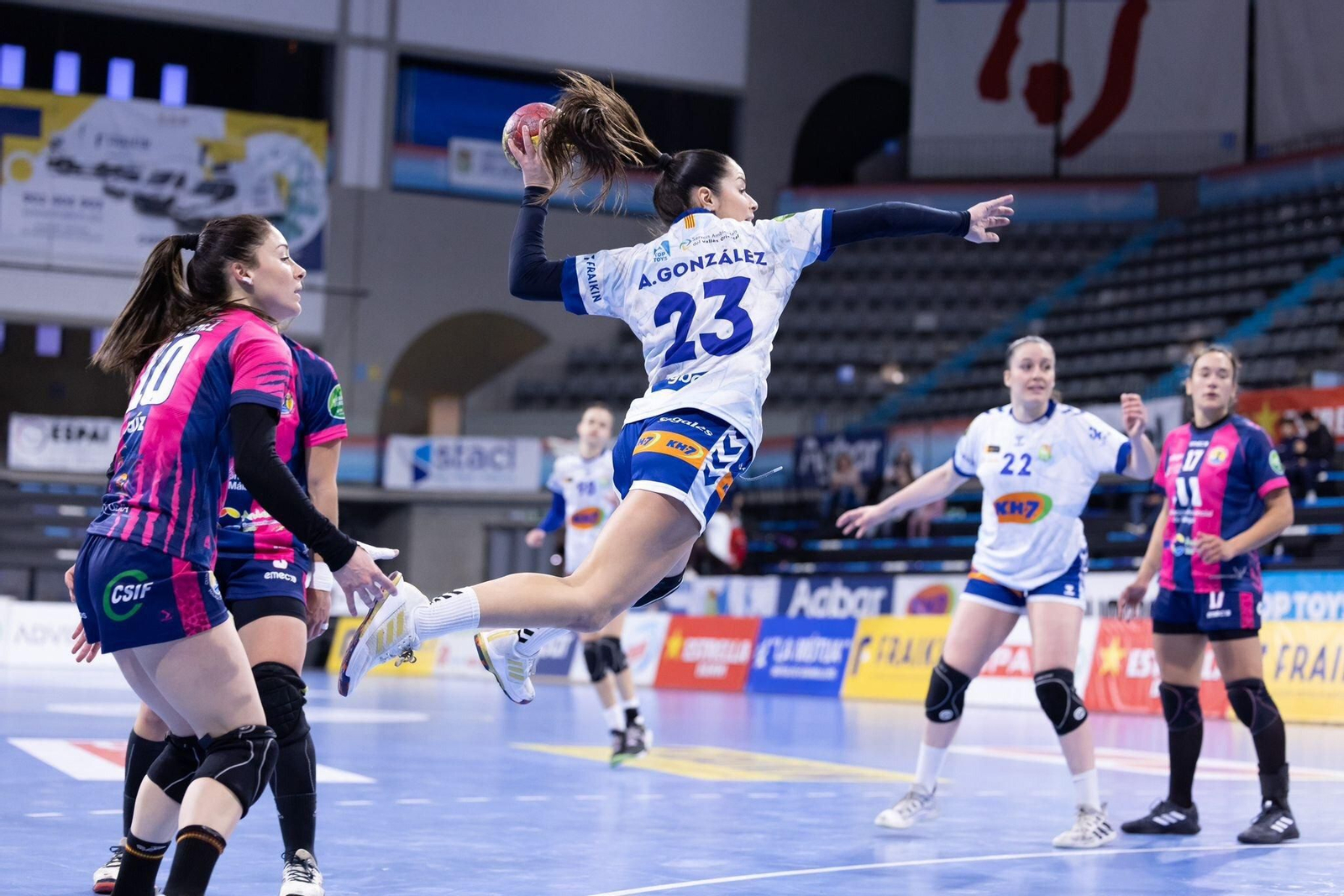 Los motivos personales obligan a Ana González a dejar el balonmano