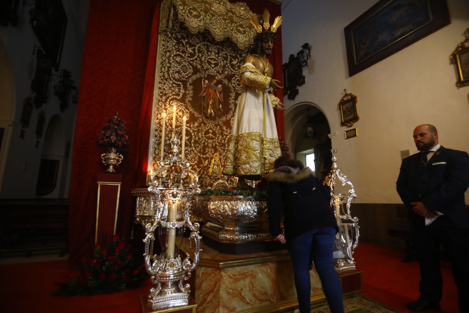 El besapiés el Señor de la Humildad y Paciencia de Córdoba, en imágenes