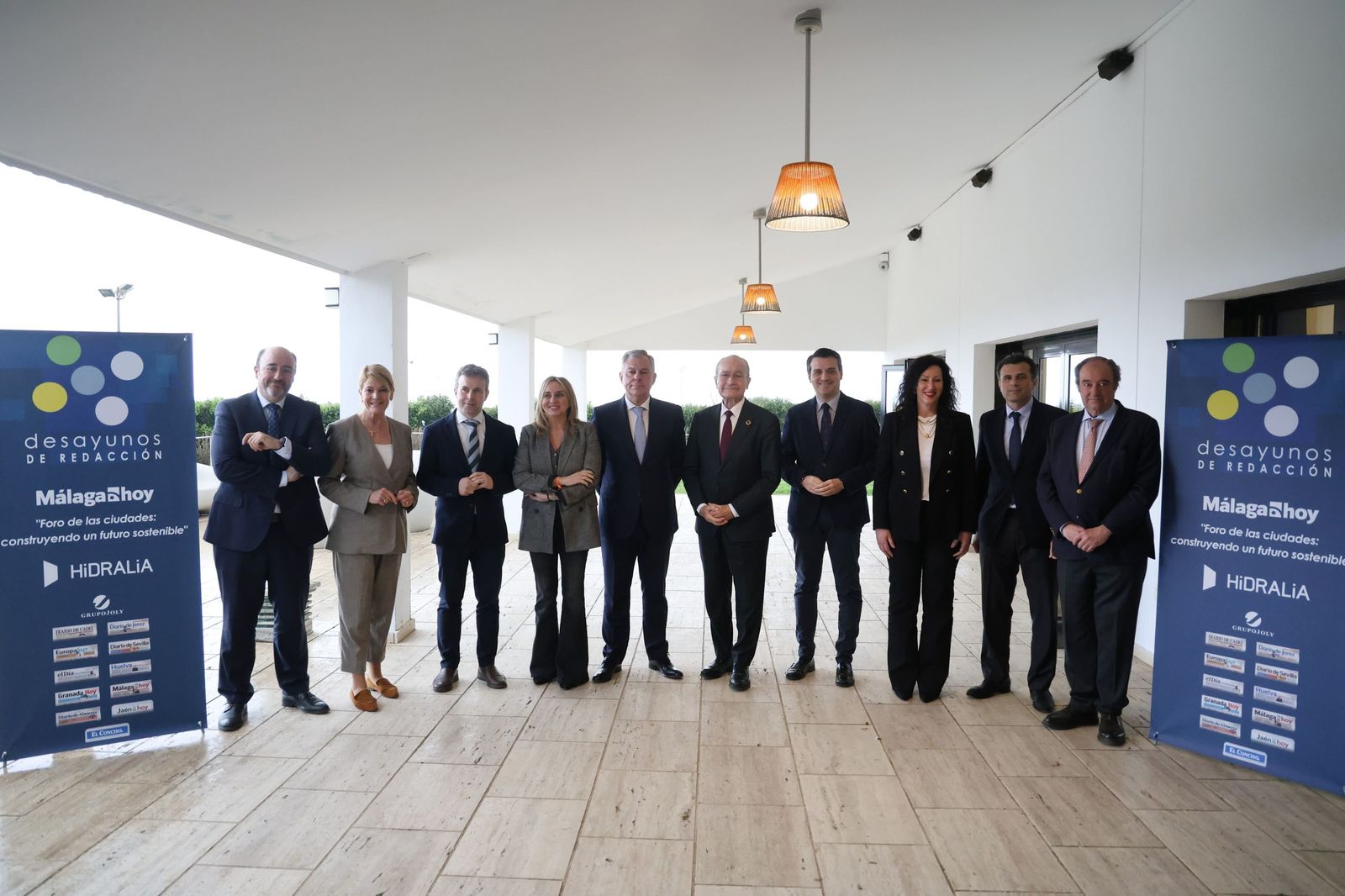 Marcos Martín, director general de Hidralia, Pilar Miranda (Huelva), Julio Millán (Jaén), Marifrán Carazo (Granada), José Luis Sanz (Sevilla), Francisco de la Torre (Málaga), José María Bellido (Córdoba), María del Mar Vázquez (Almería), Bruno García (Cádiz) y Tomás Valiente, director general del Grupo Joly.