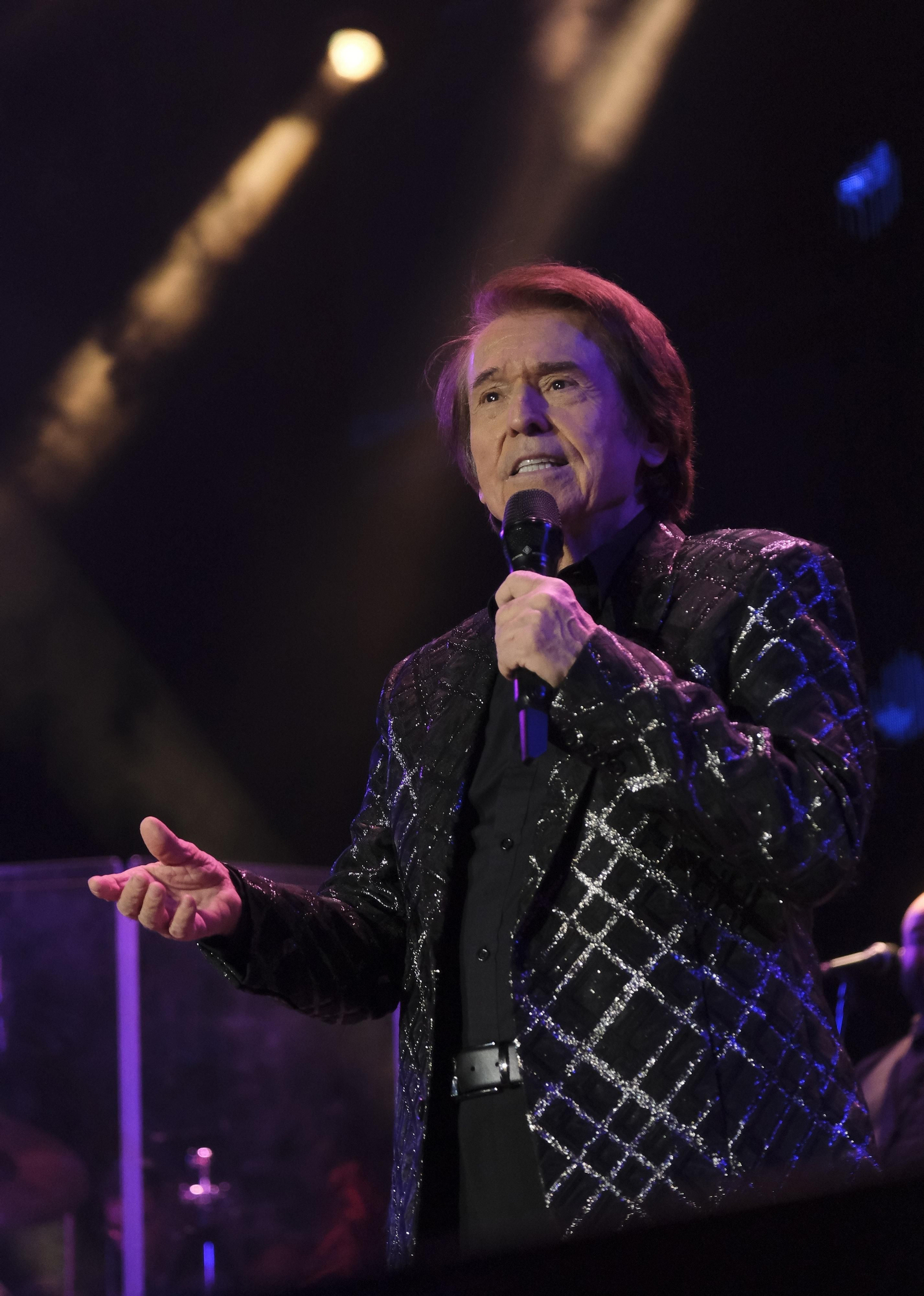 El concierto de Raphael en Córdoba, en imágenes