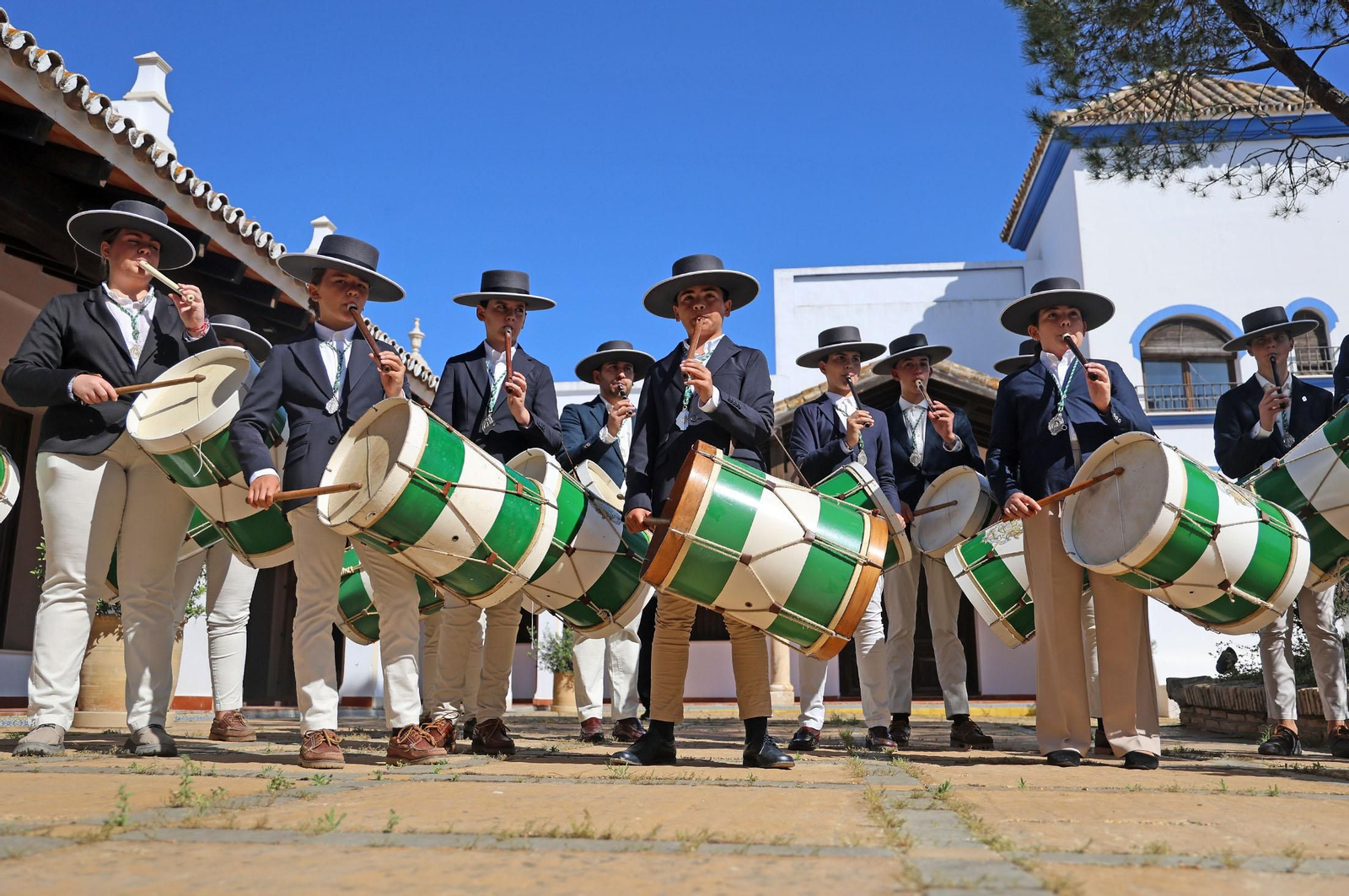 Imágenes de la Asamblea General de Hermandades del Rocío 2025