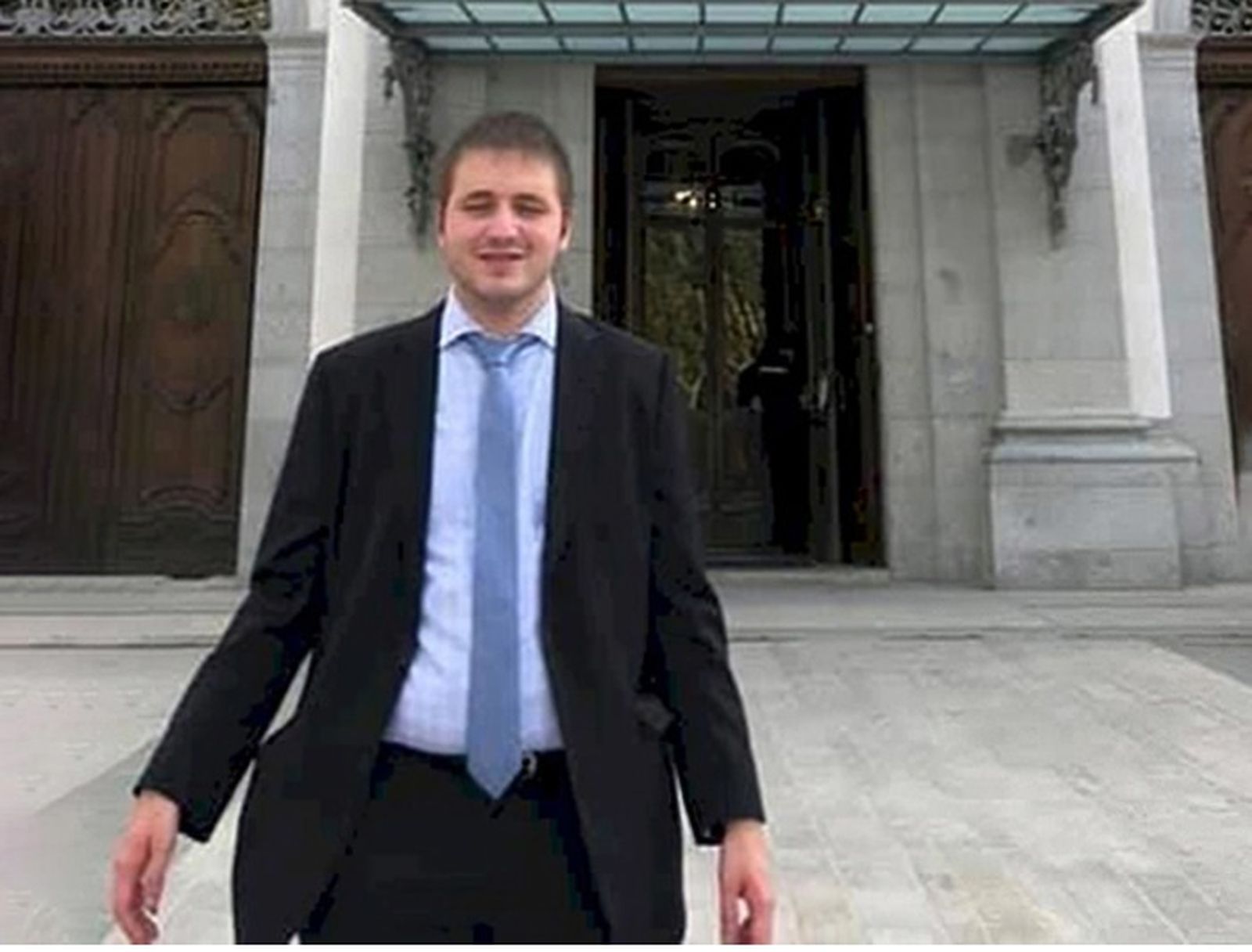 Héctor Melero, la primera persona ciega en convertirse en juez.